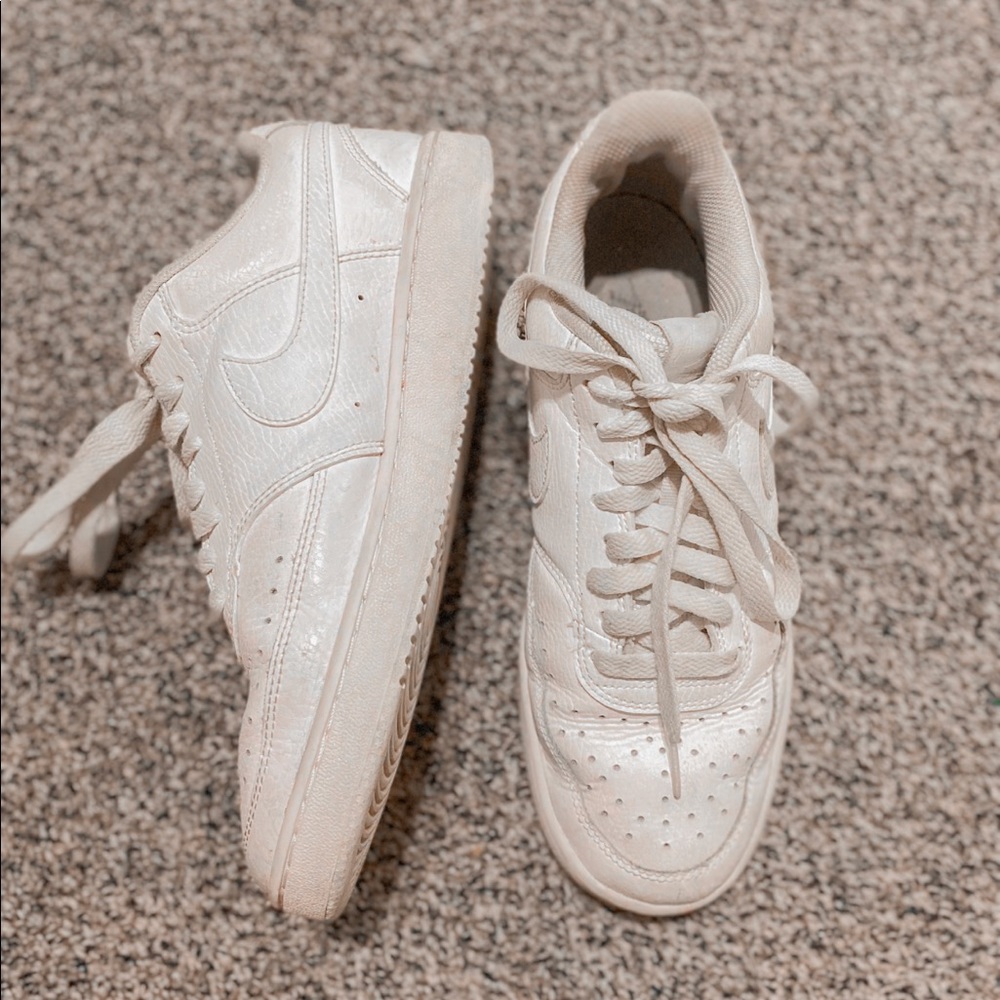 nike court vision lows sz 8.5